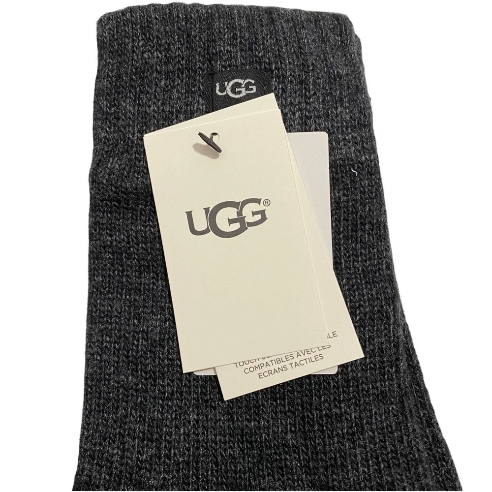 UGG knit construction